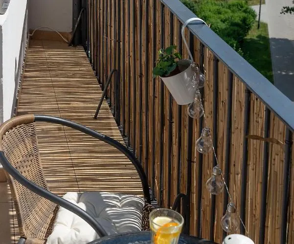 Finest - Jagiellonska 10d Апартаменты *